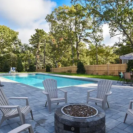 Villa Heated Saltwater Pool Hot Tub